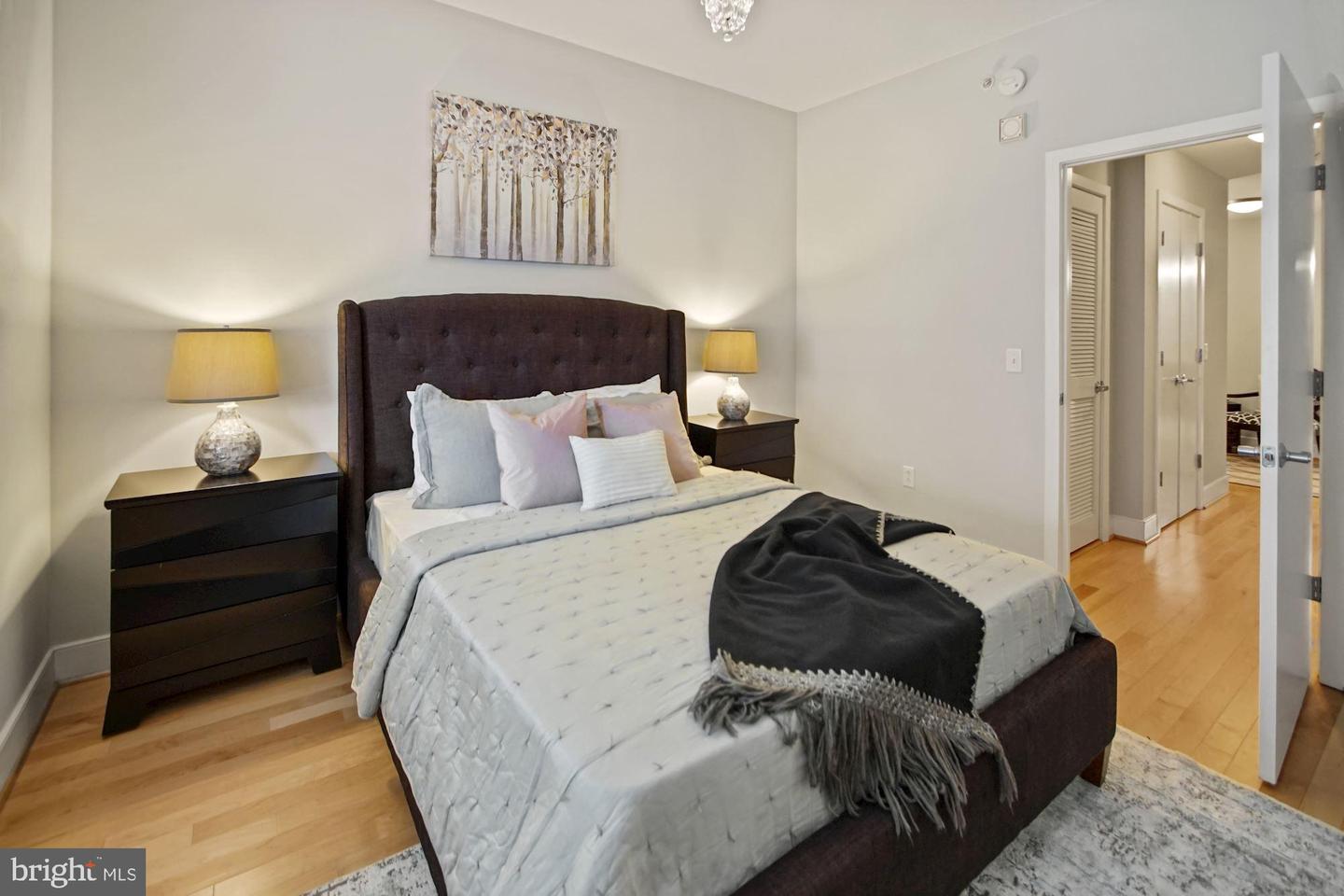 910 M STREET NW Unit: 120