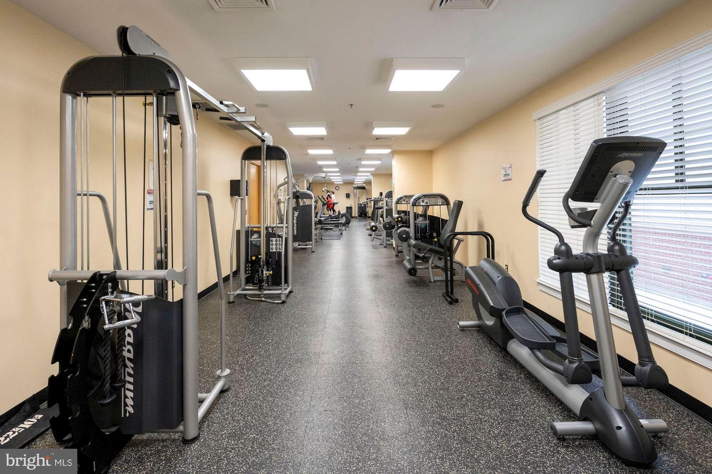 910 M STREET NW Unit: 120