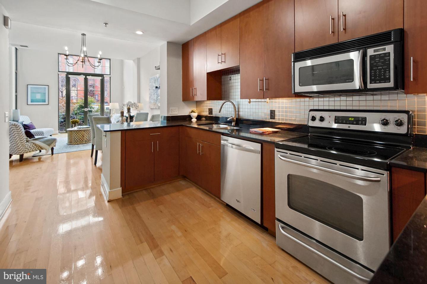 910 M STREET NW Unit: 120