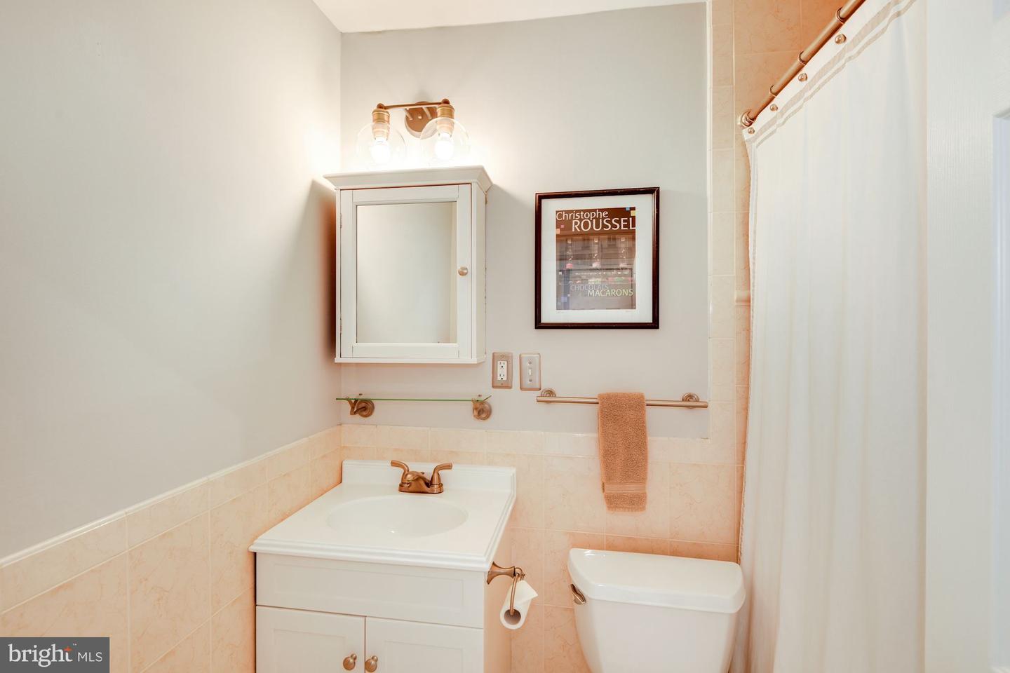 937 RANDOLPH STREET NW Unit: 1