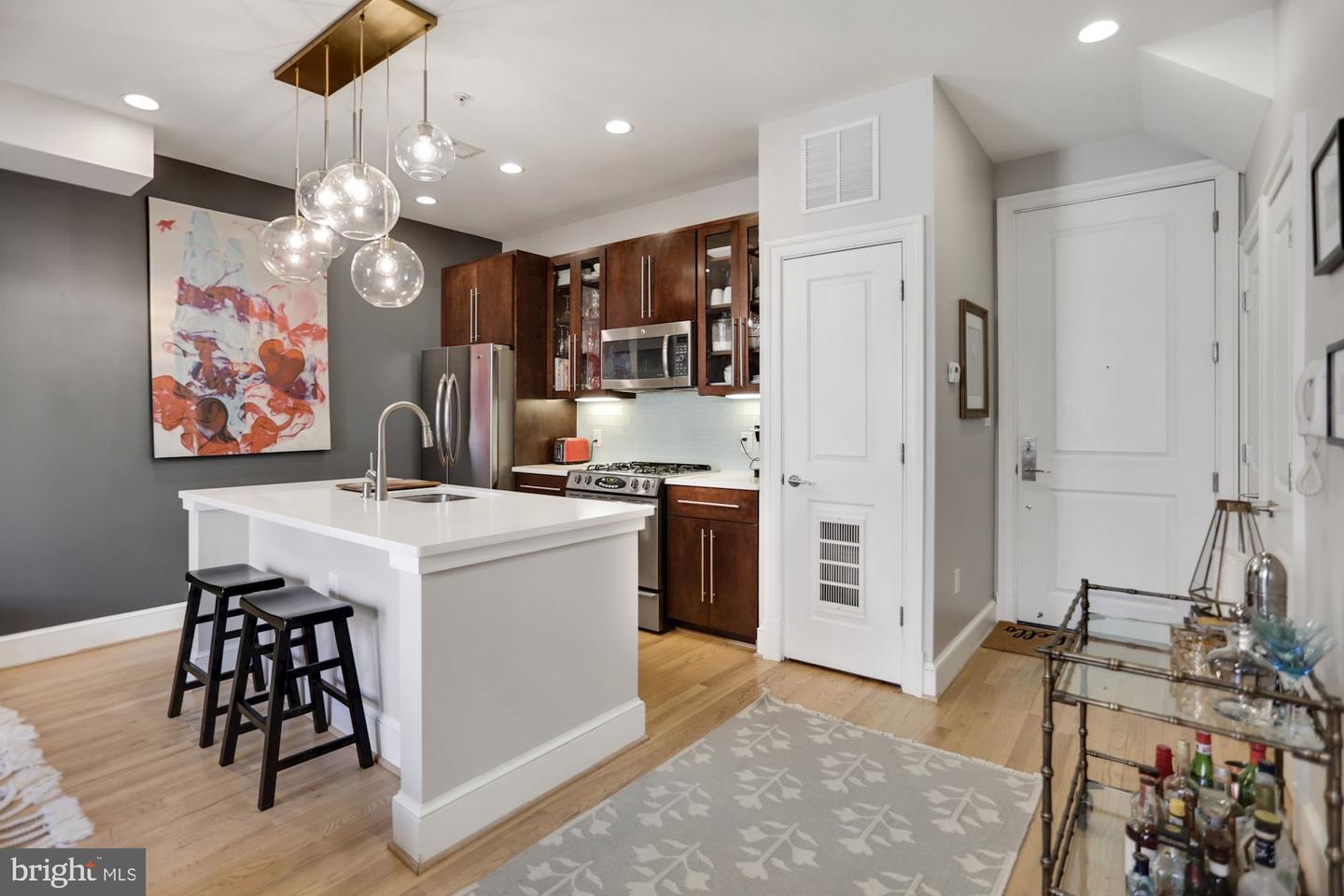 444 M STREET NW Unit: 8