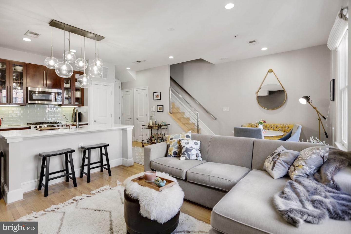444 M STREET NW Unit: 8