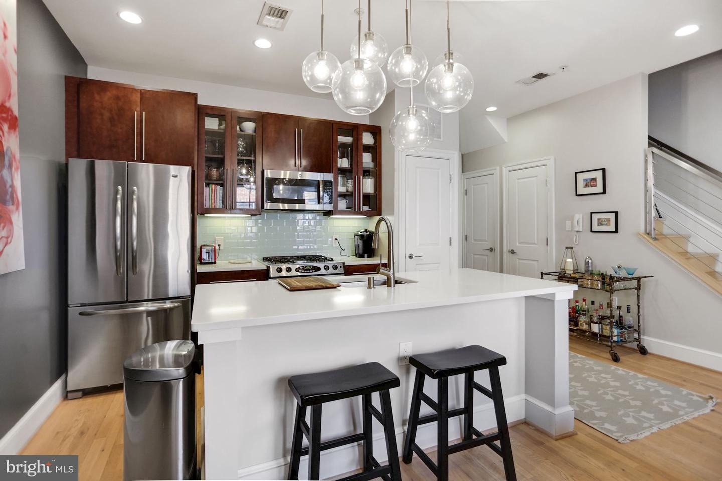 444 M STREET NW Unit: 8