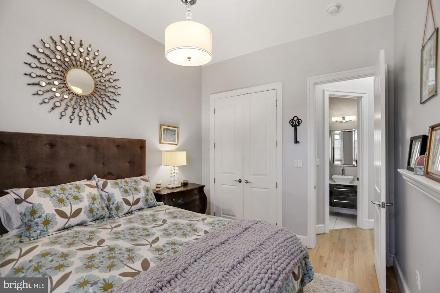 444 M STREET NW Unit: 8
