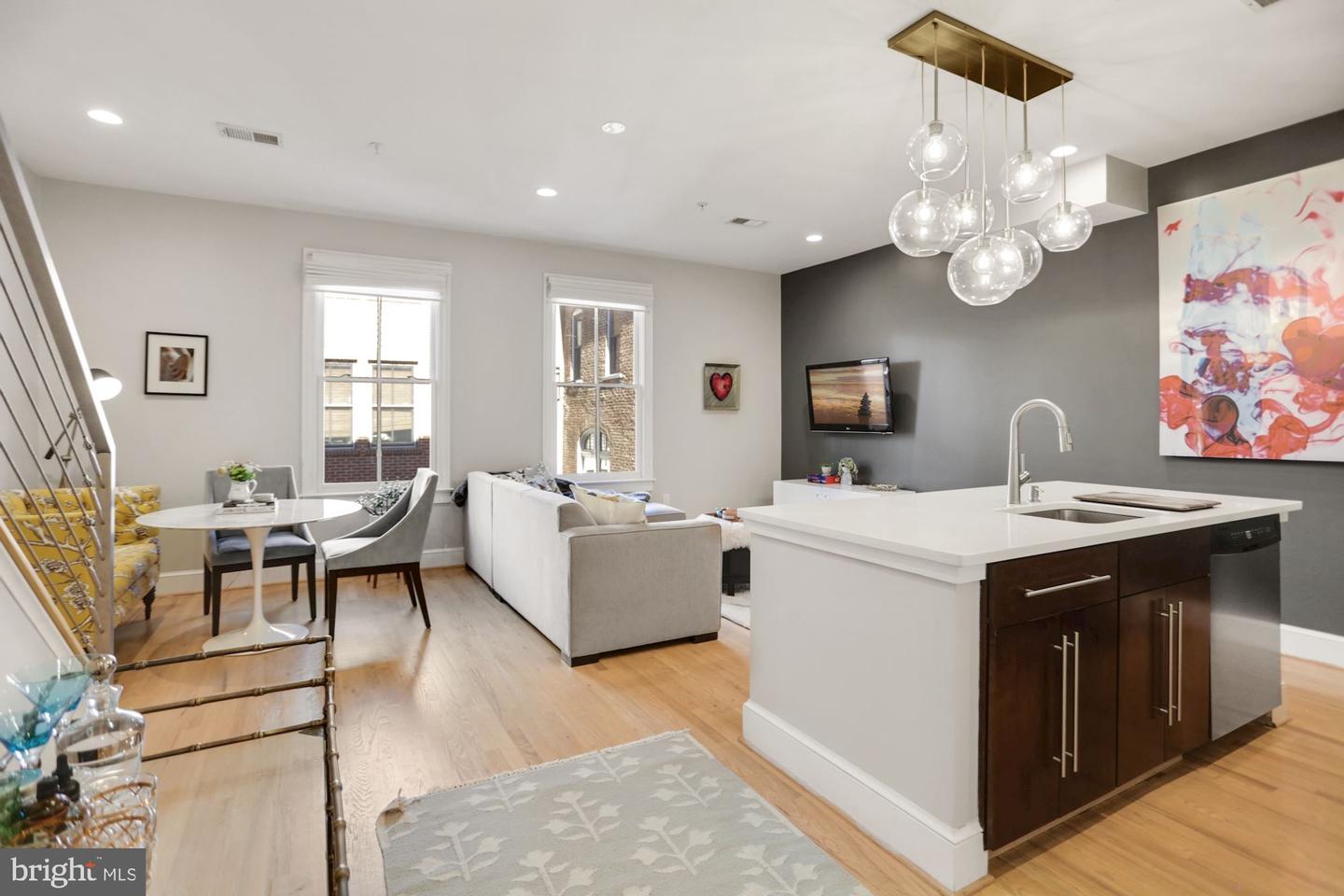 444 M STREET NW Unit: 8