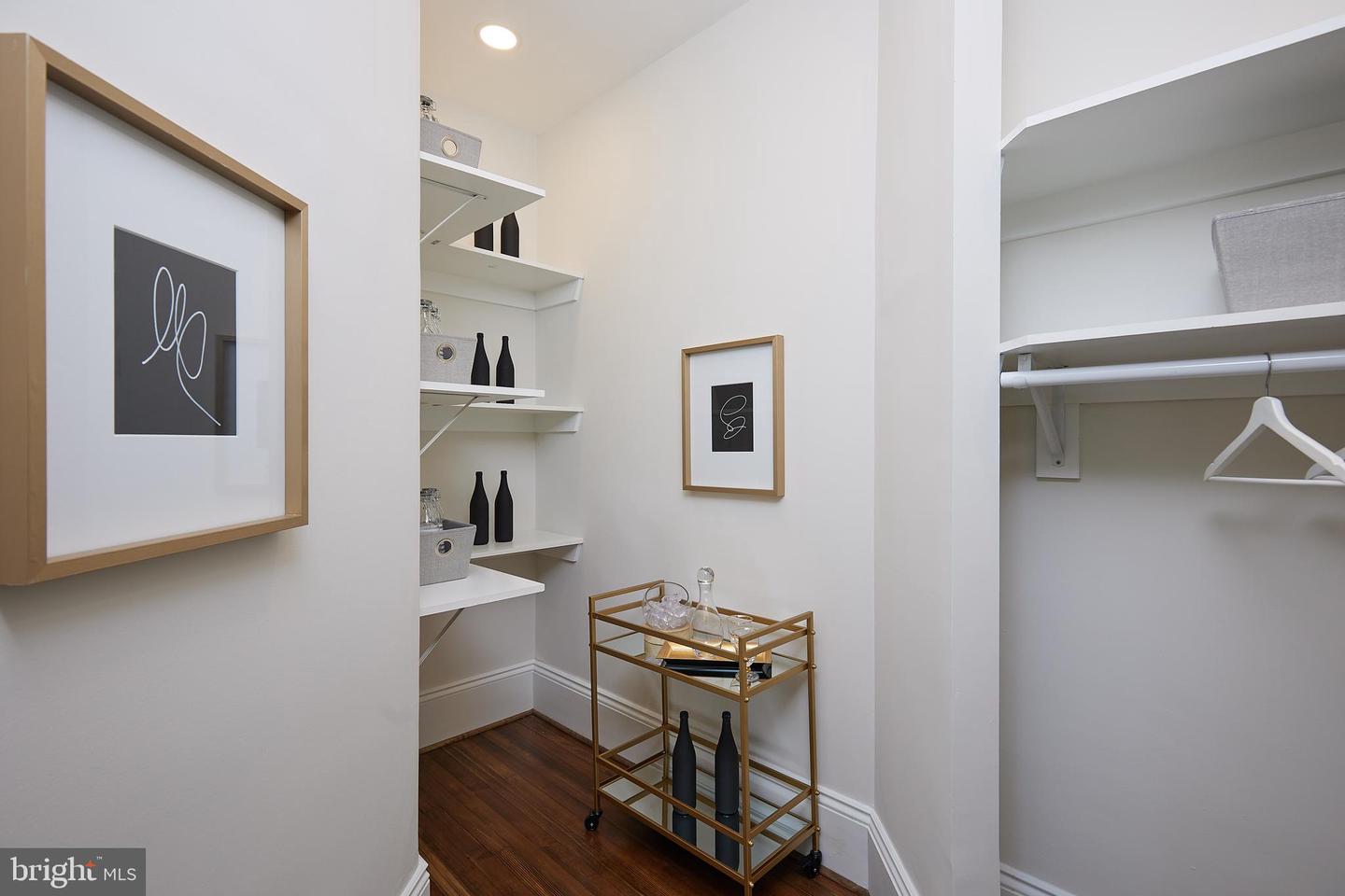 2853 ONTARIO ROAD NW Unit: 323