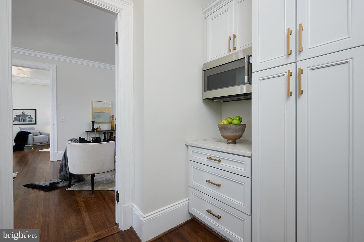 2853 ONTARIO ROAD NW Unit: 323