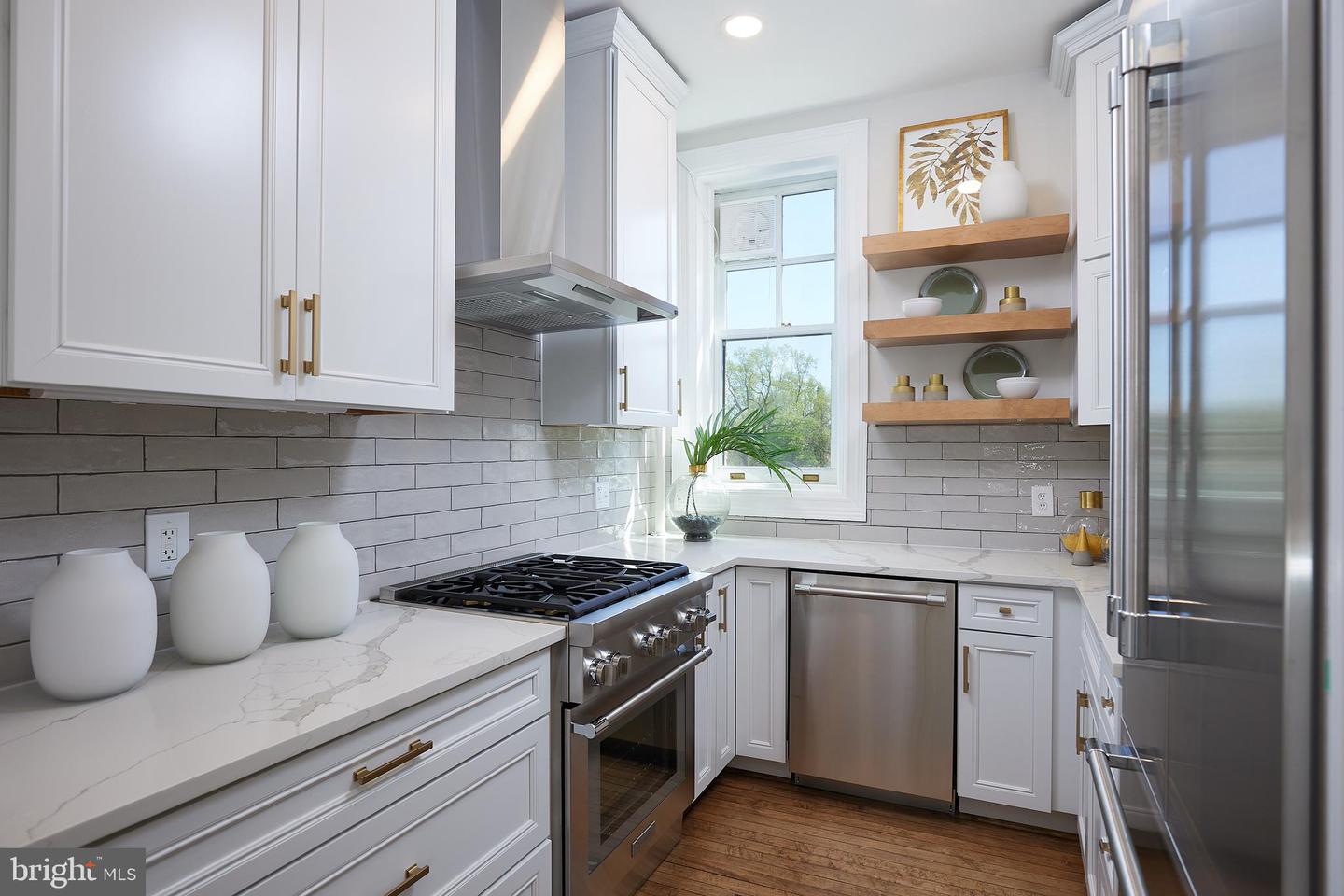 2853 ONTARIO ROAD NW Unit: 323