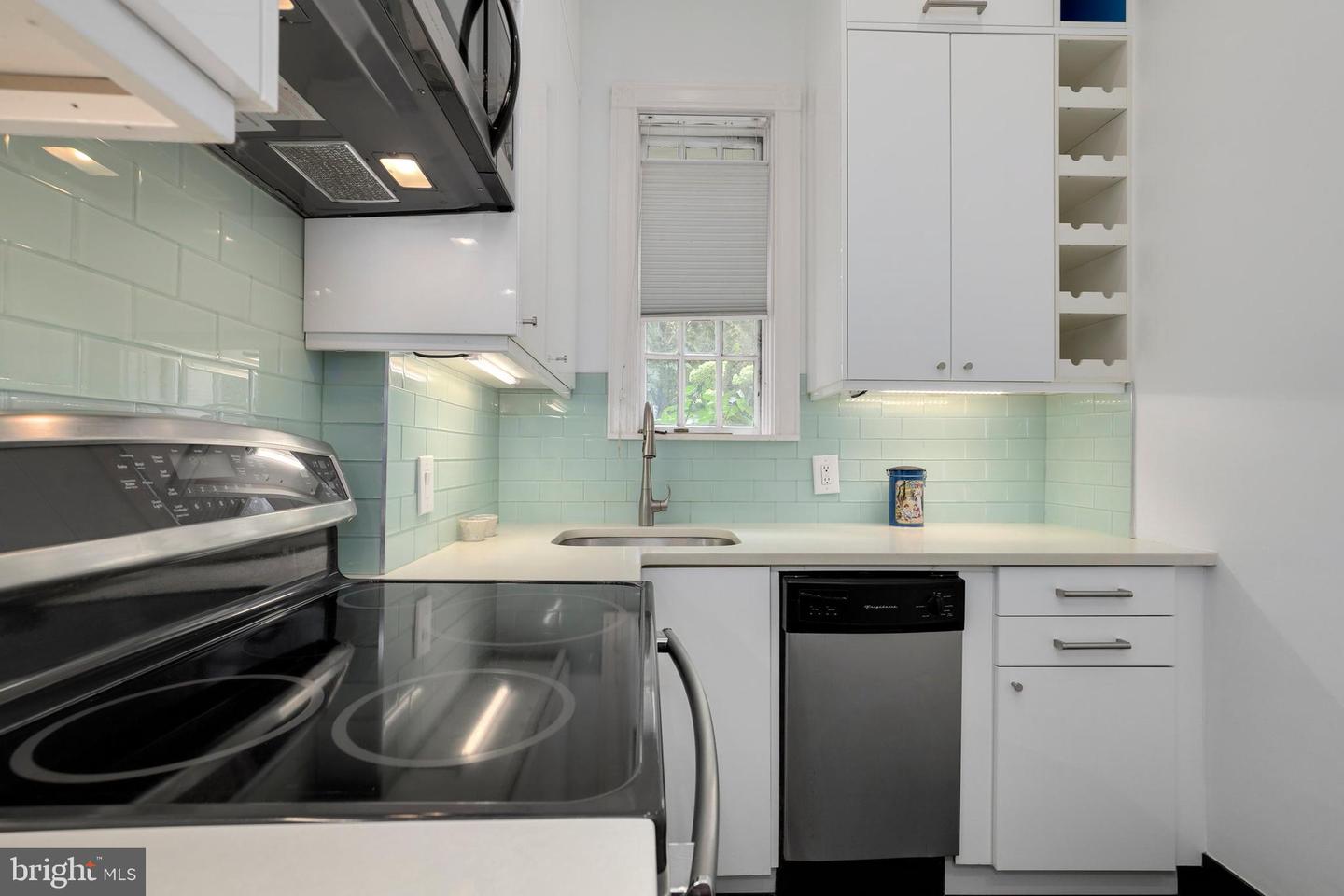 1901 WYOMING AVENUE NW Unit: 12