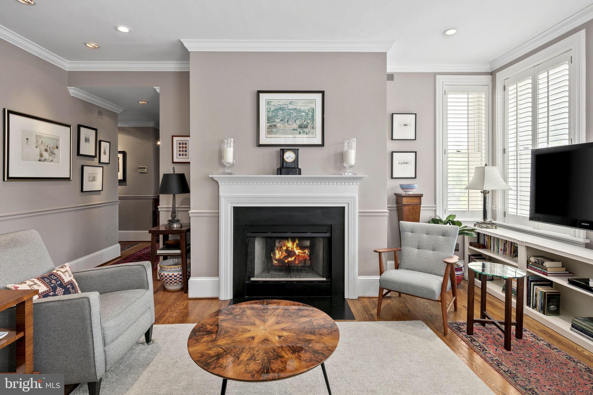 1721 21st STREET NW Unit: 204