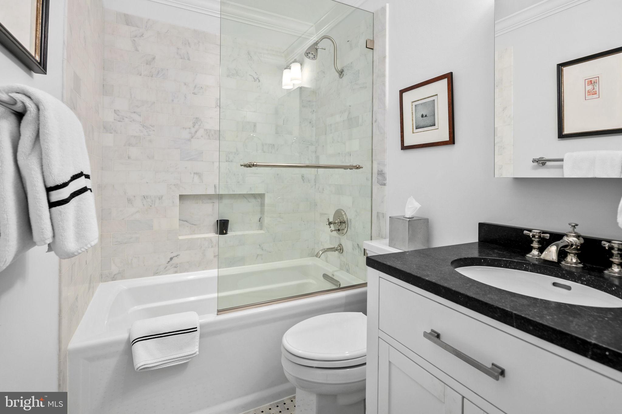 1721 21st STREET NW Unit: 204