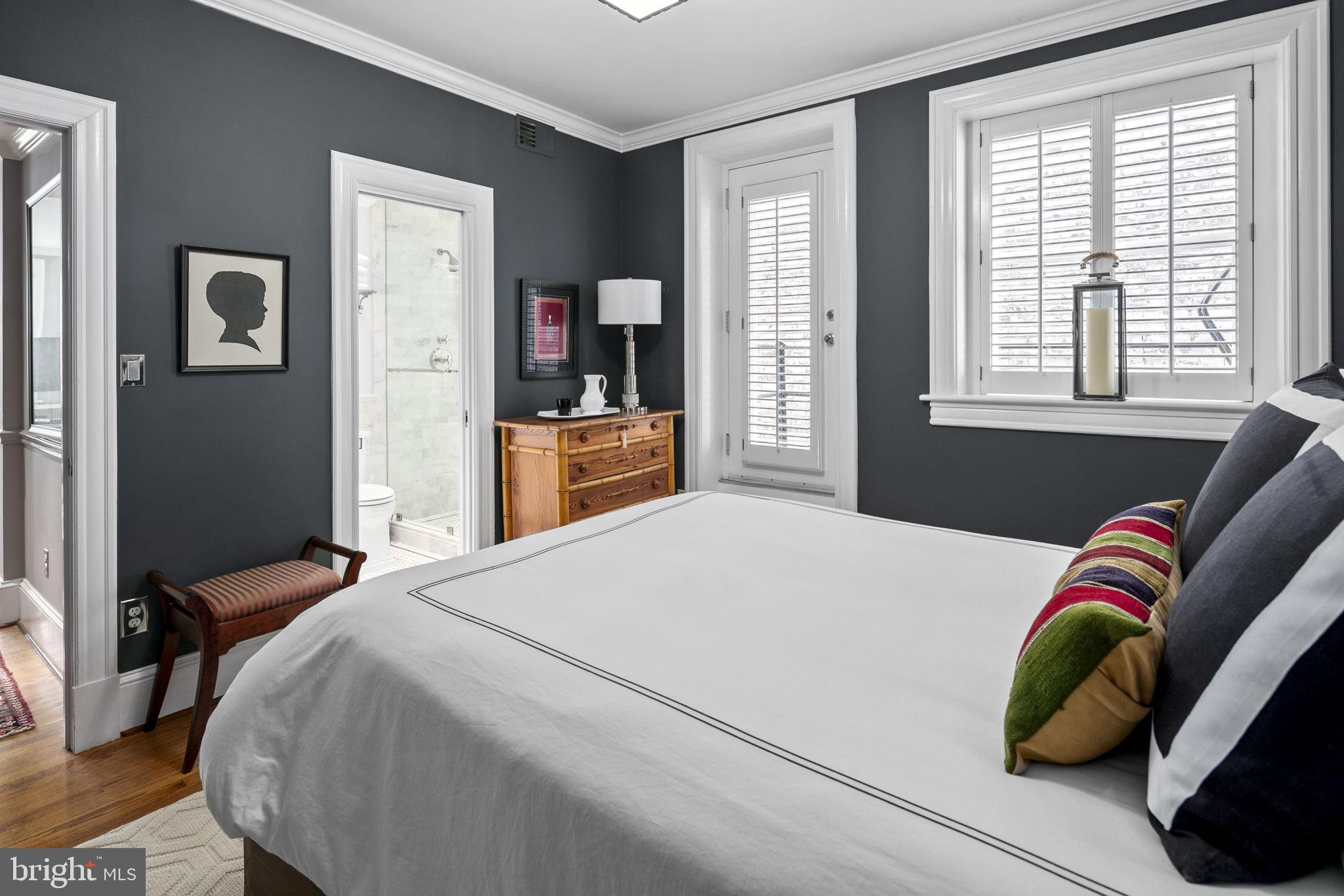1721 21st STREET NW Unit: 204