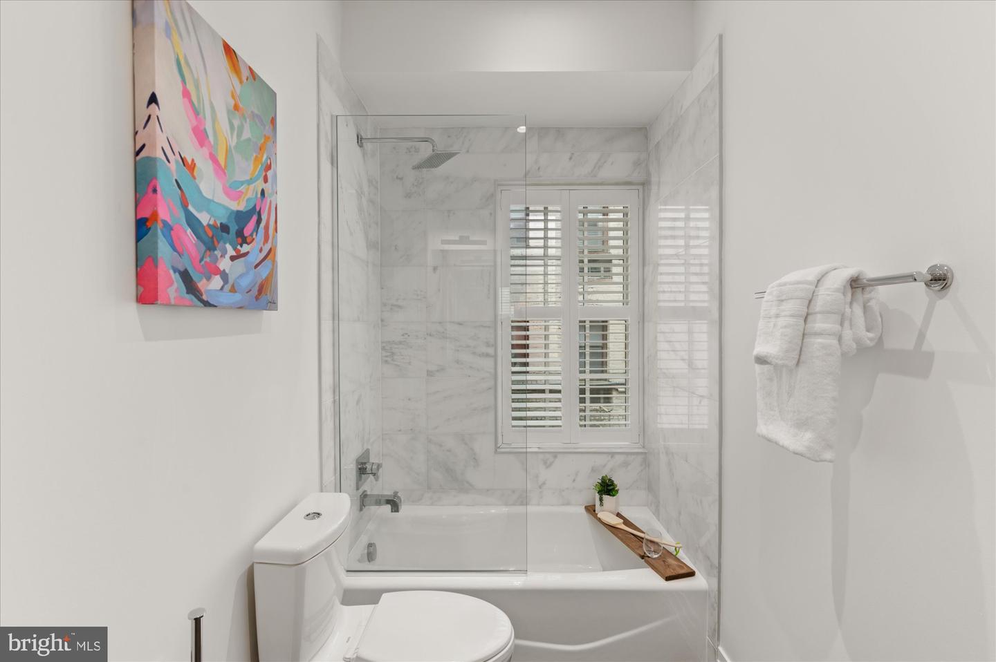 2312 ASHMEAD PLACE NW Unit: 2