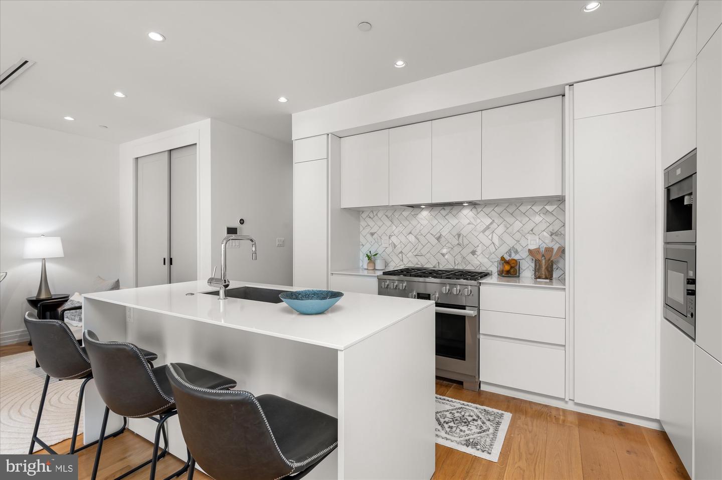 2312 ASHMEAD PLACE NW Unit: 2