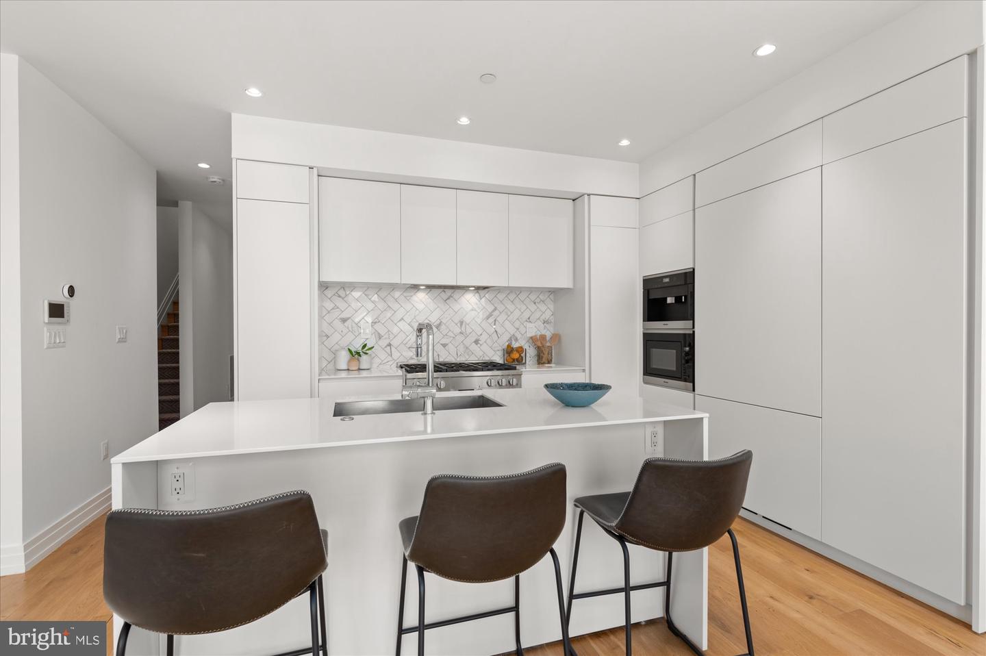 2312 ASHMEAD PLACE NW Unit: 2