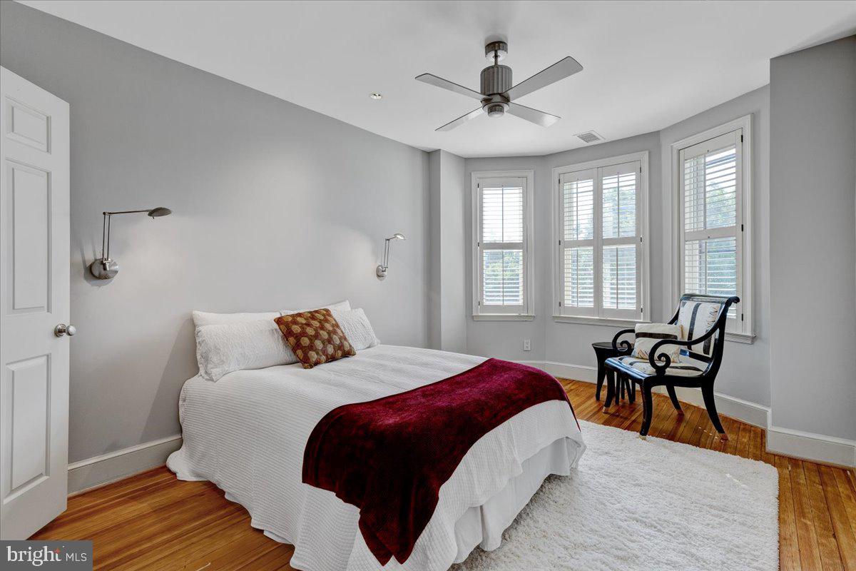 1735 NEW HAMPSHIRE AVENUE NW Unit: 401