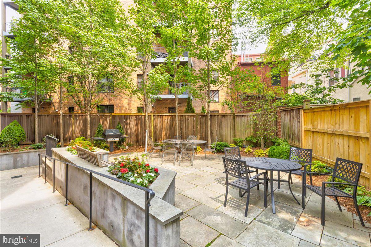 1735 NEW HAMPSHIRE AVENUE NW Unit: 401