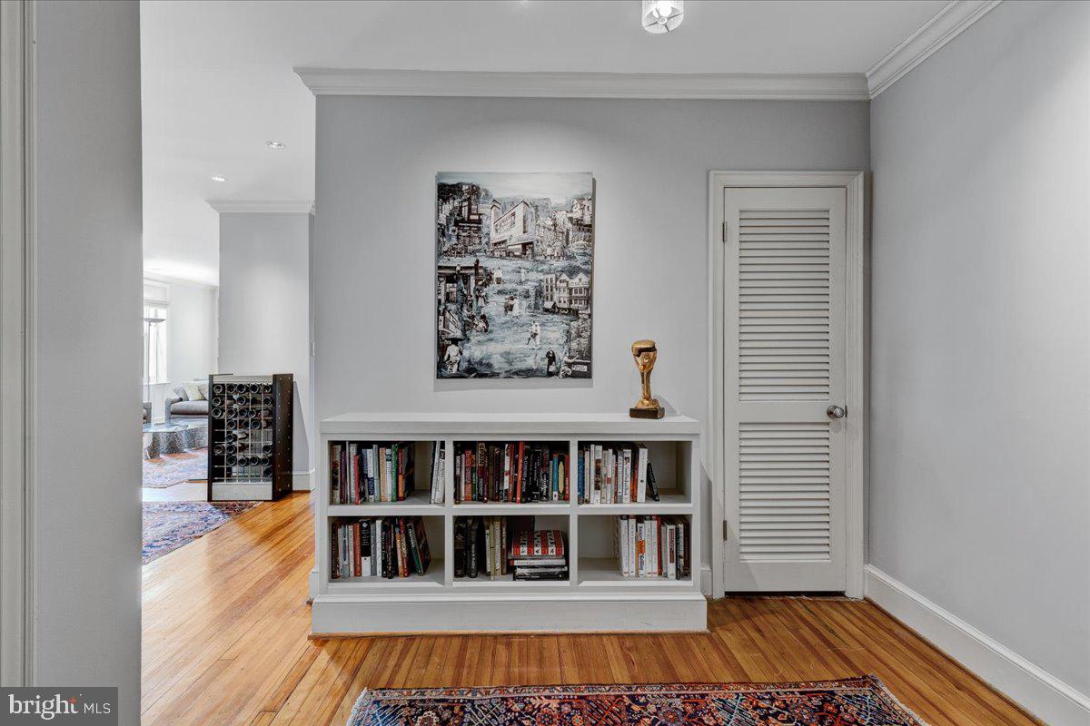 1735 NEW HAMPSHIRE AVENUE NW Unit: 401