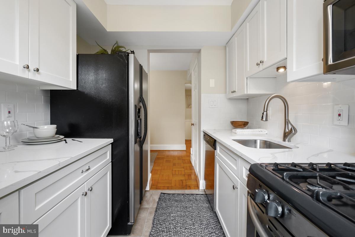 2725 ORDWAY STREET NW Unit: 3