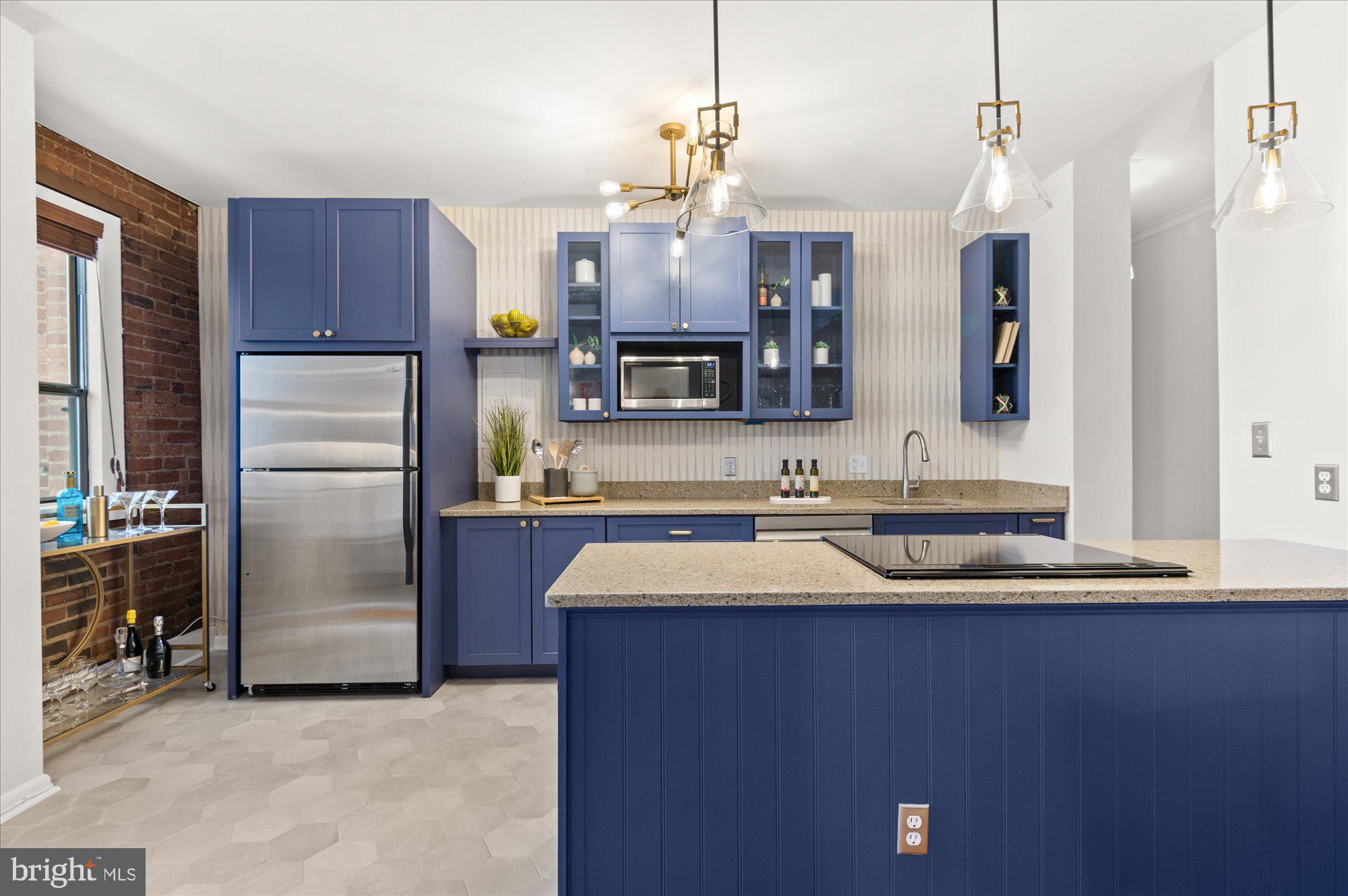 2123 California STREET NW Unit: PH-G5