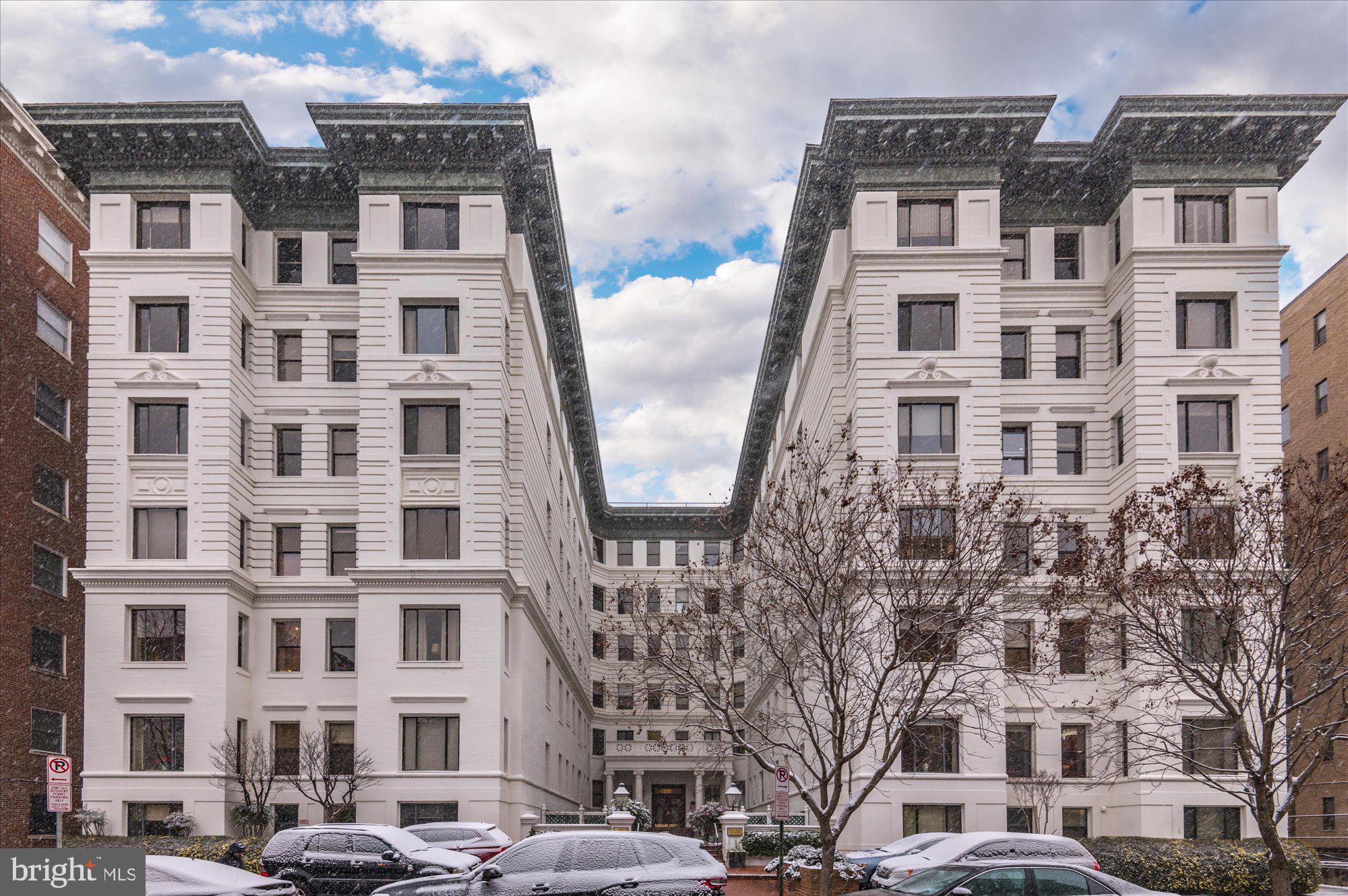 2123 California STREET NW Unit: PH-G5