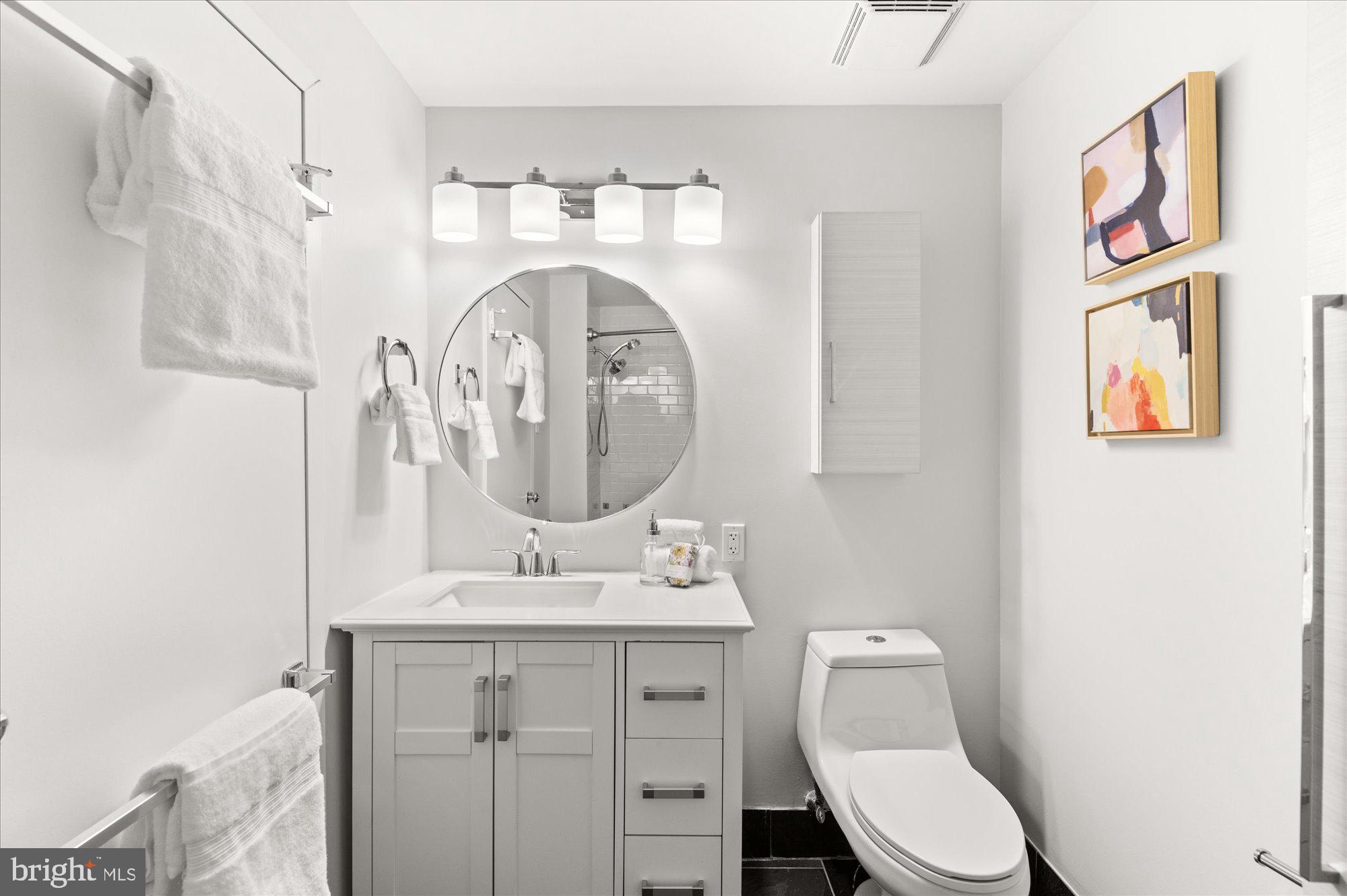 2123 California STREET NW Unit: PH-G5