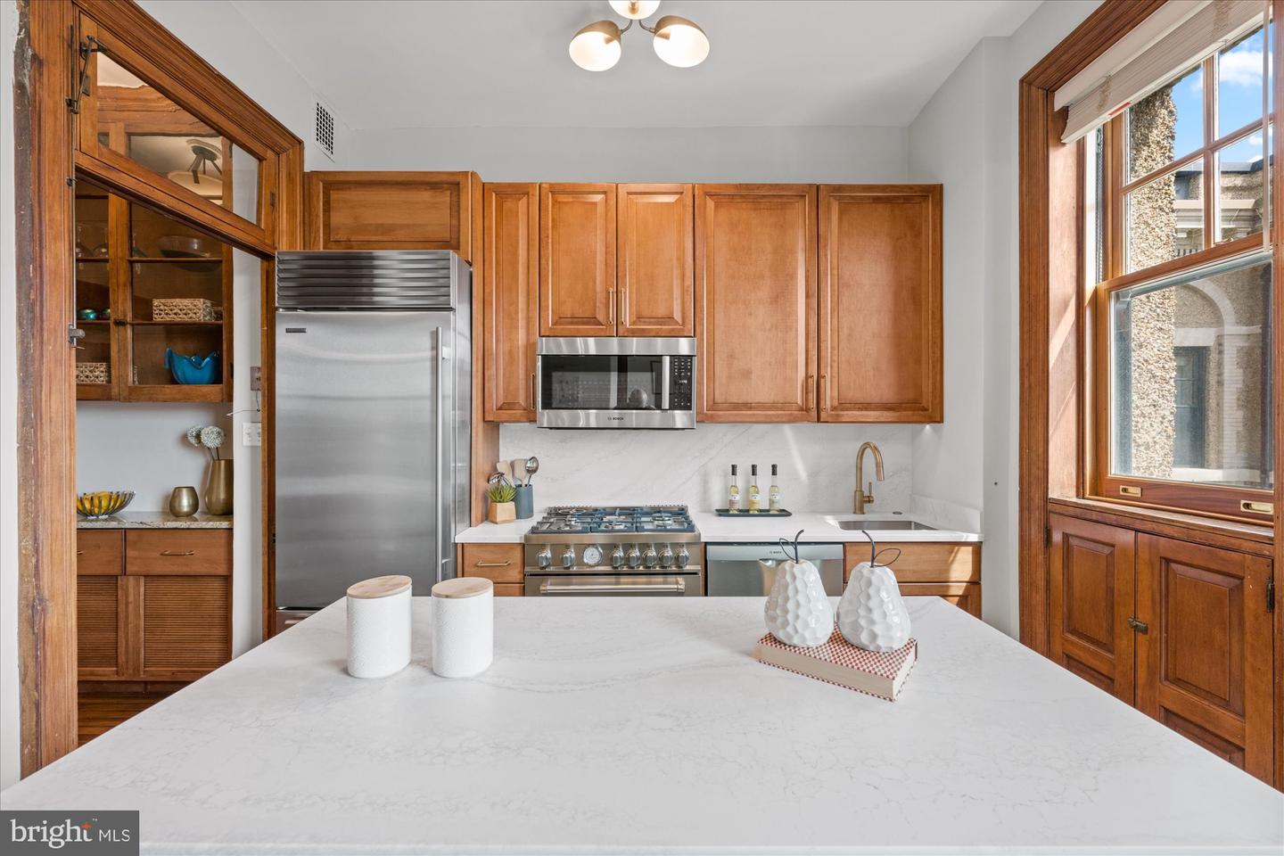 2853 Ontario Rd NW #603/606