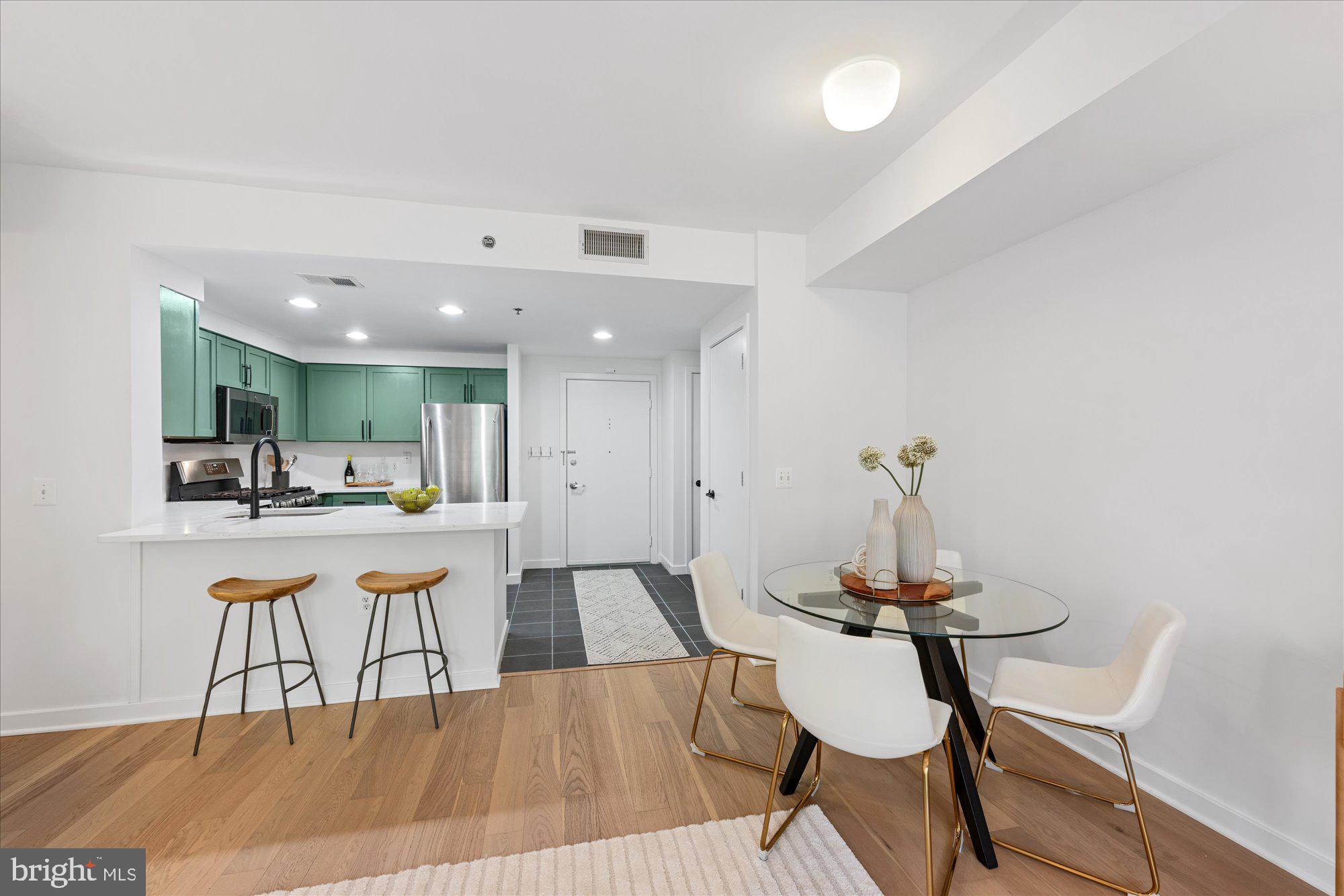 3883 Connecticut Ave NW #208