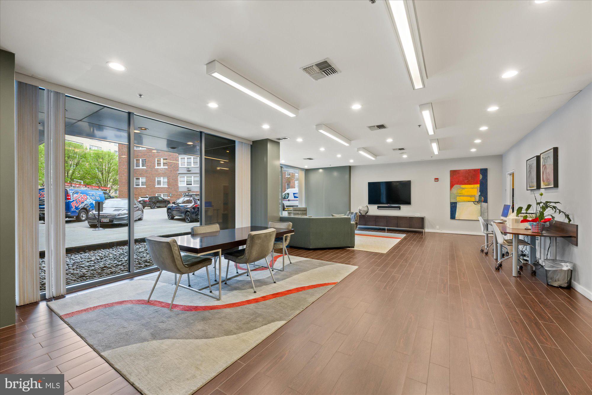 3883 Connecticut Ave NW #208