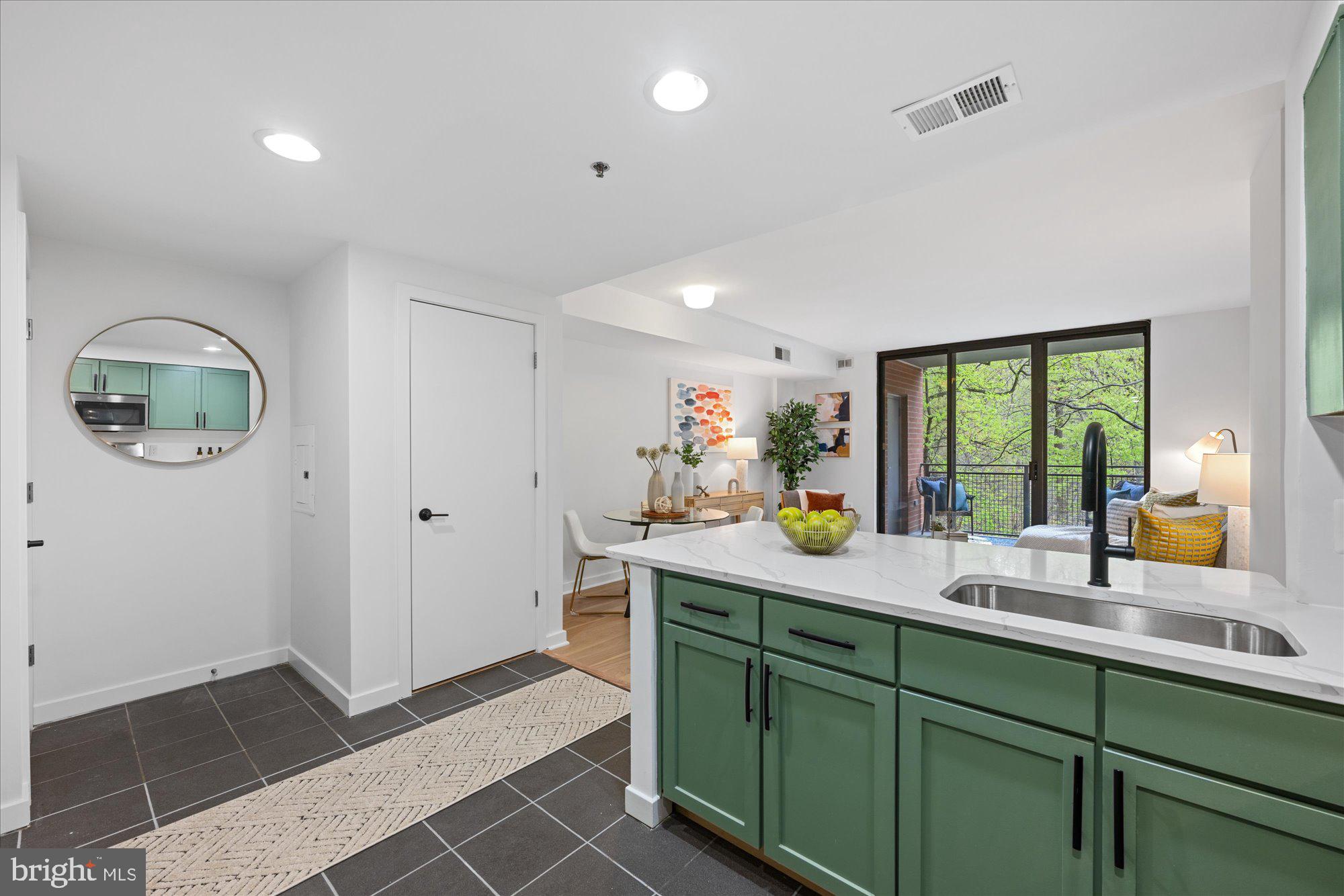 3883 Connecticut Ave NW #208