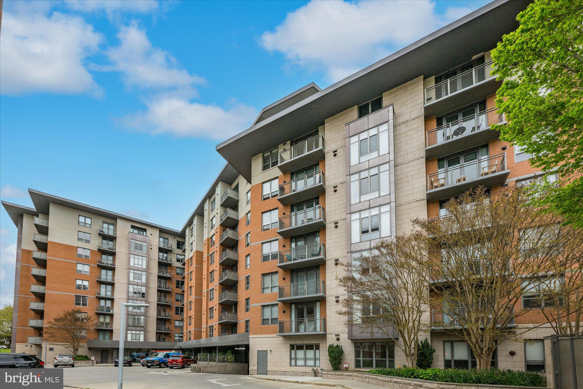 3883 Connecticut Ave NW #208