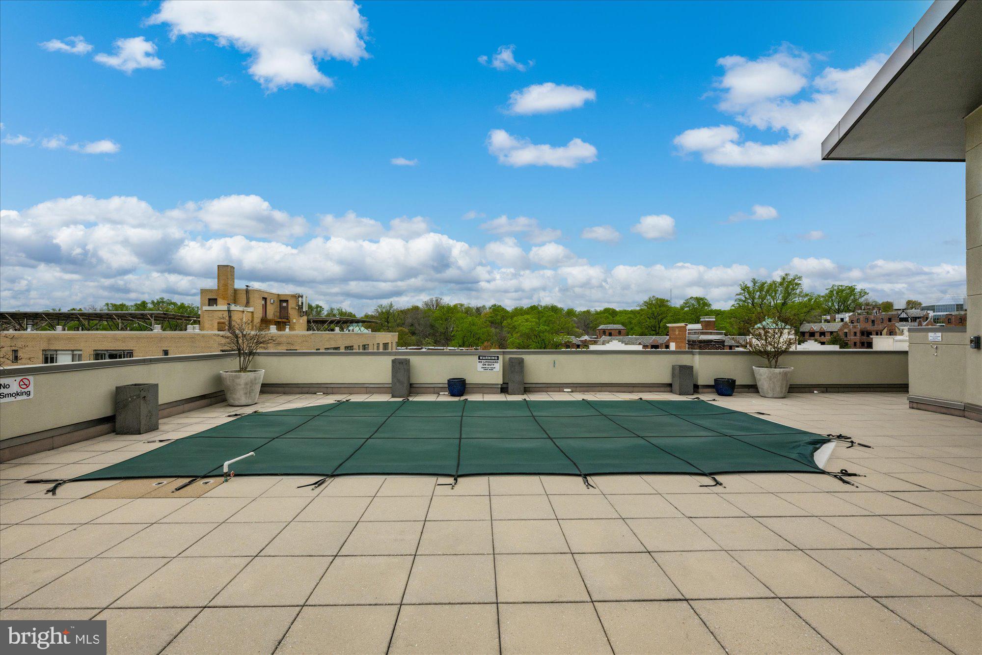 3883 Connecticut Ave NW #208