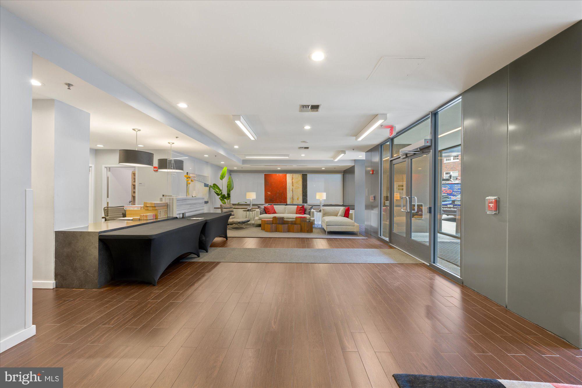 3883 Connecticut Ave NW #208