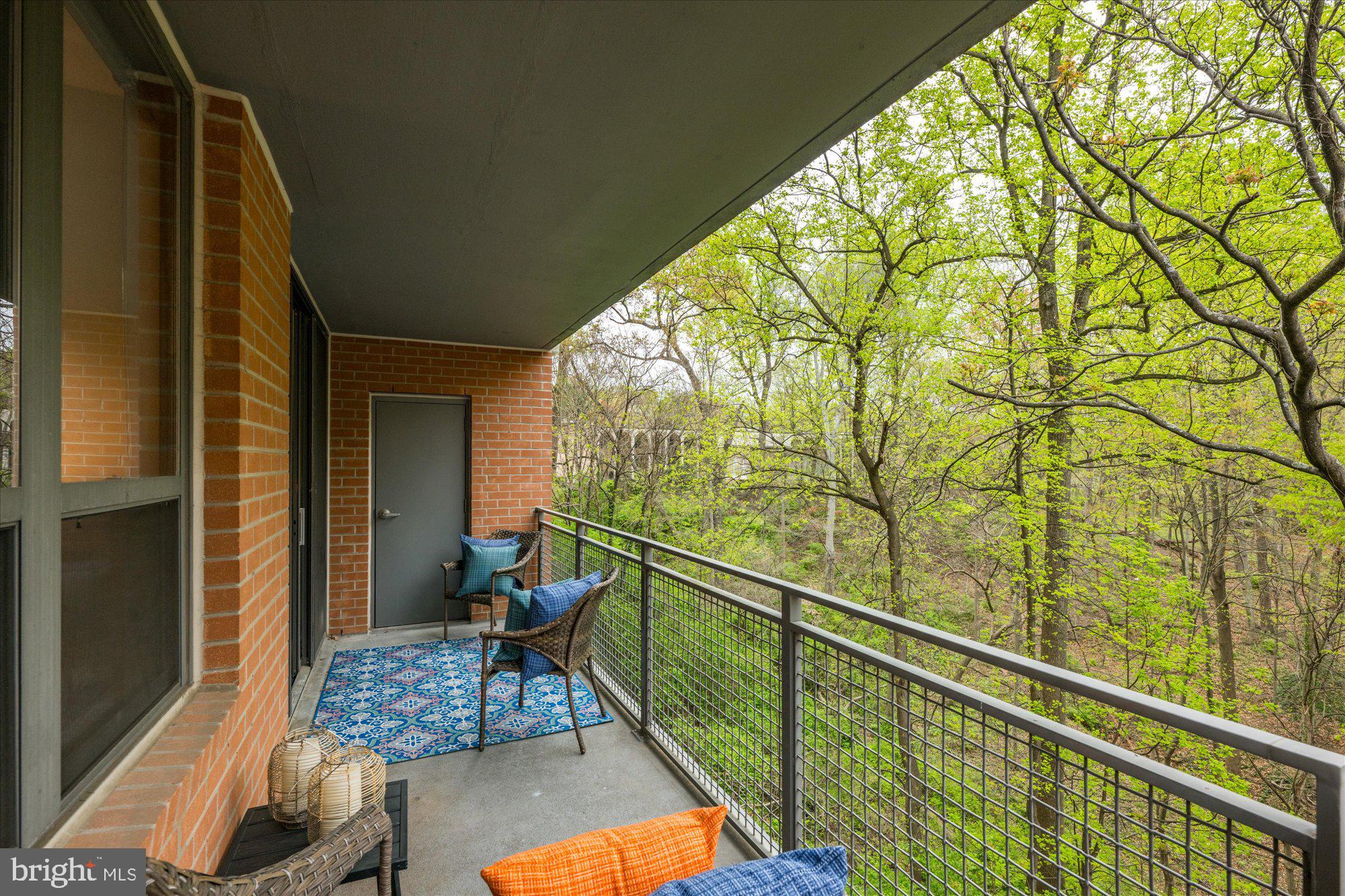 3883 Connecticut Ave NW #208