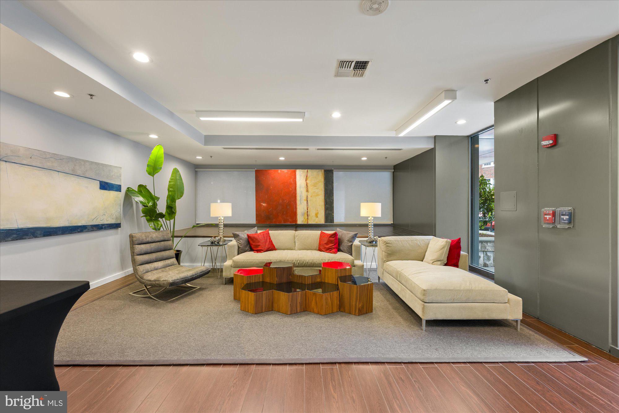 3883 Connecticut Ave NW #208