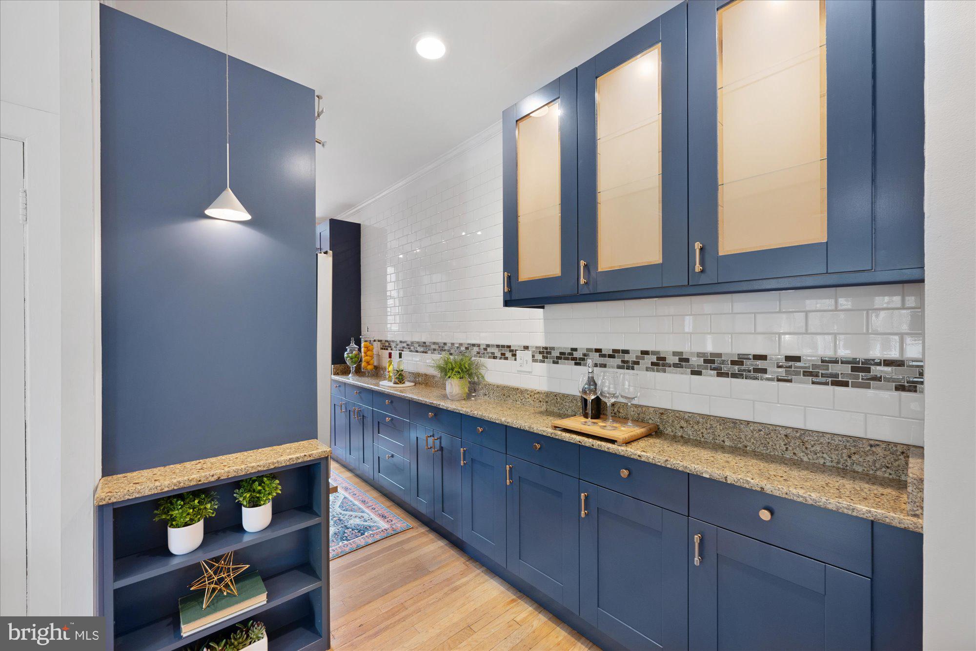 1705 Lanier Pl NW #402