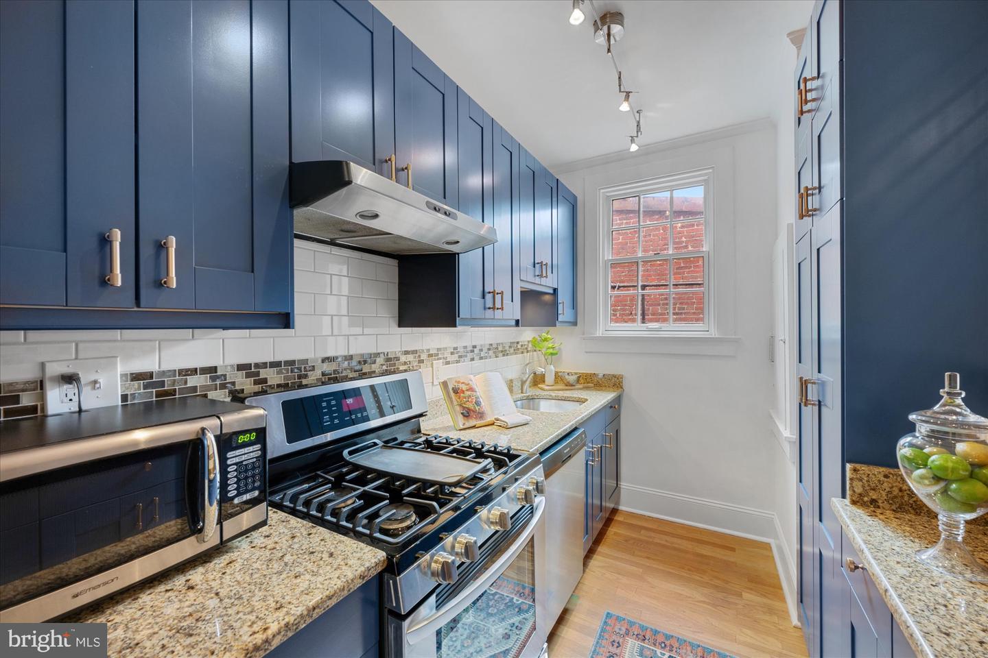1705 Lanier Pl NW #402