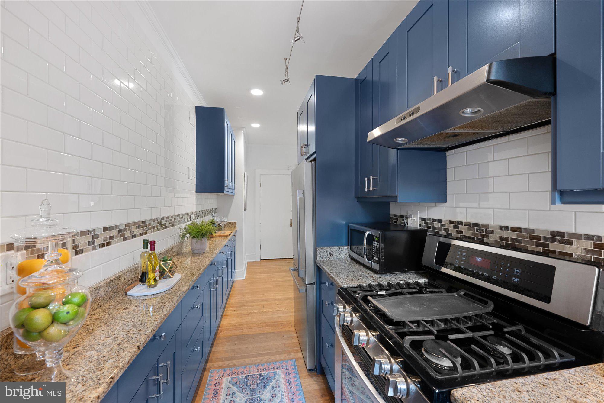 1705 Lanier Pl NW #402