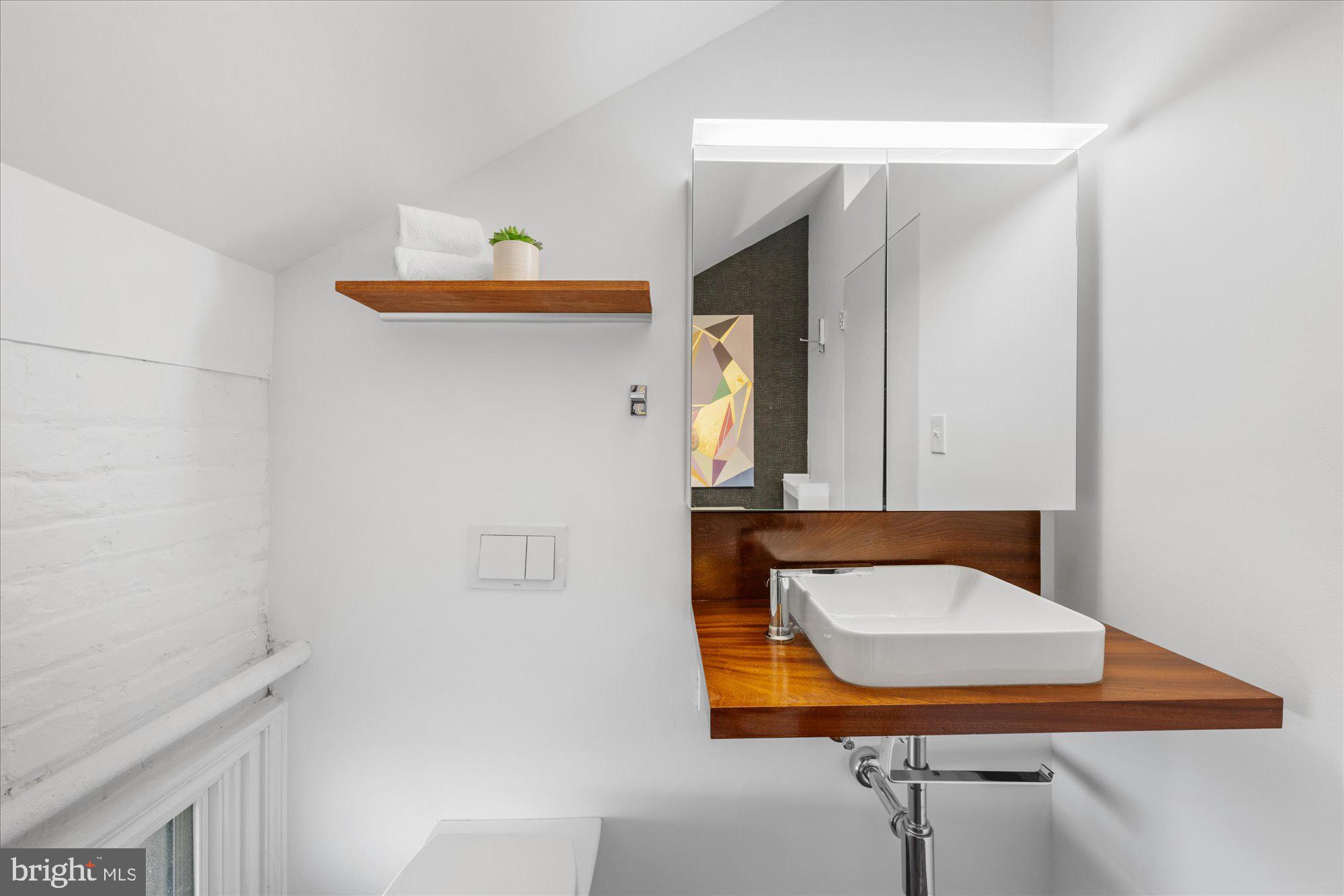 1901 Wyoming Ave NW #75