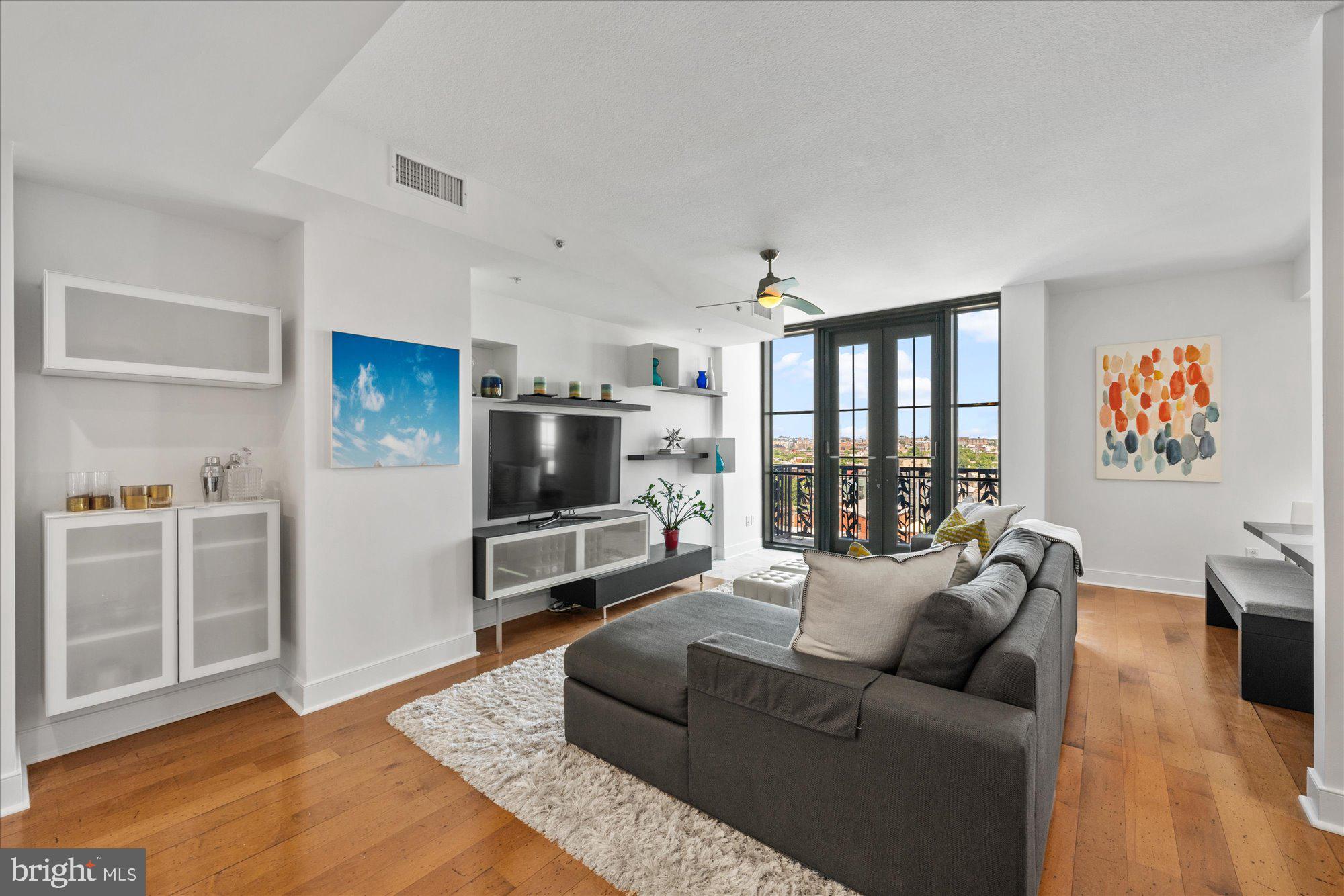 910 M St NW #1018