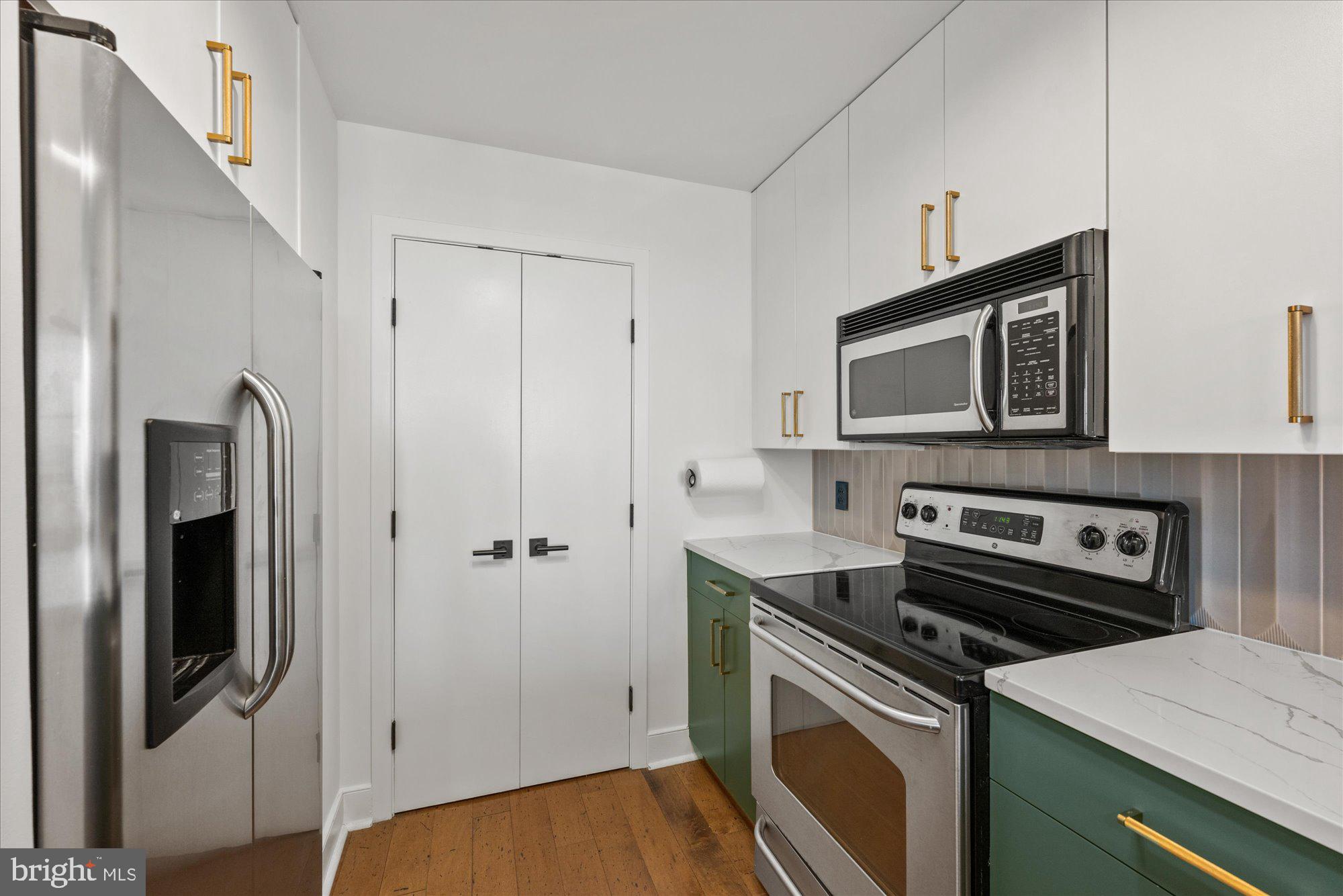910 M St NW #1018