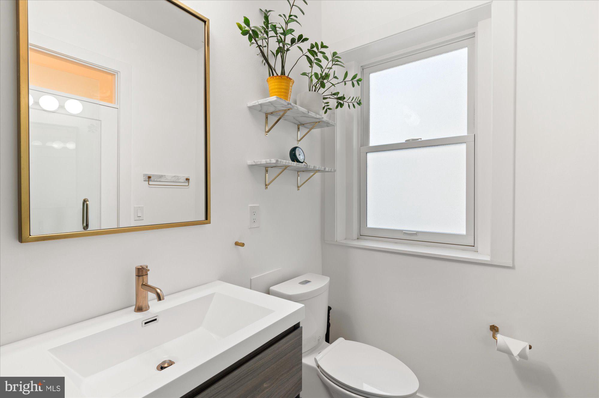 2122 California St NW #354