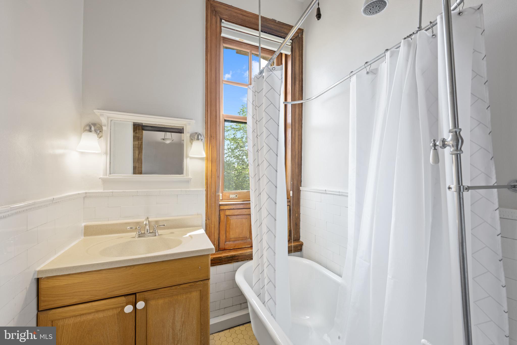 2853 Ontario Rd NW #502