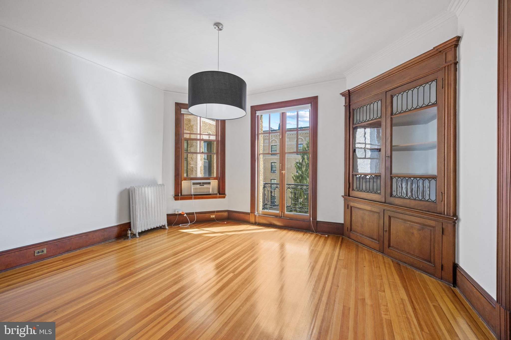 2853 Ontario Rd NW #502