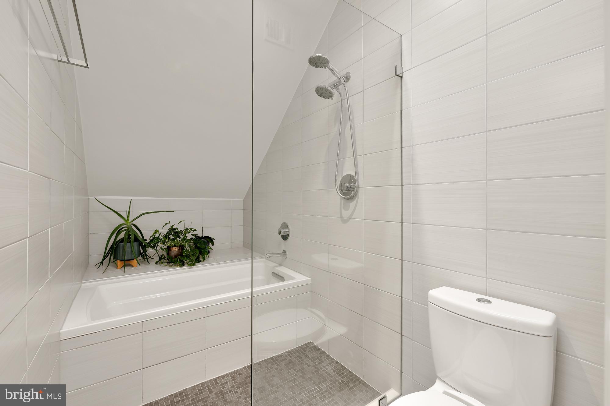 1826 Biltmore St NW #4