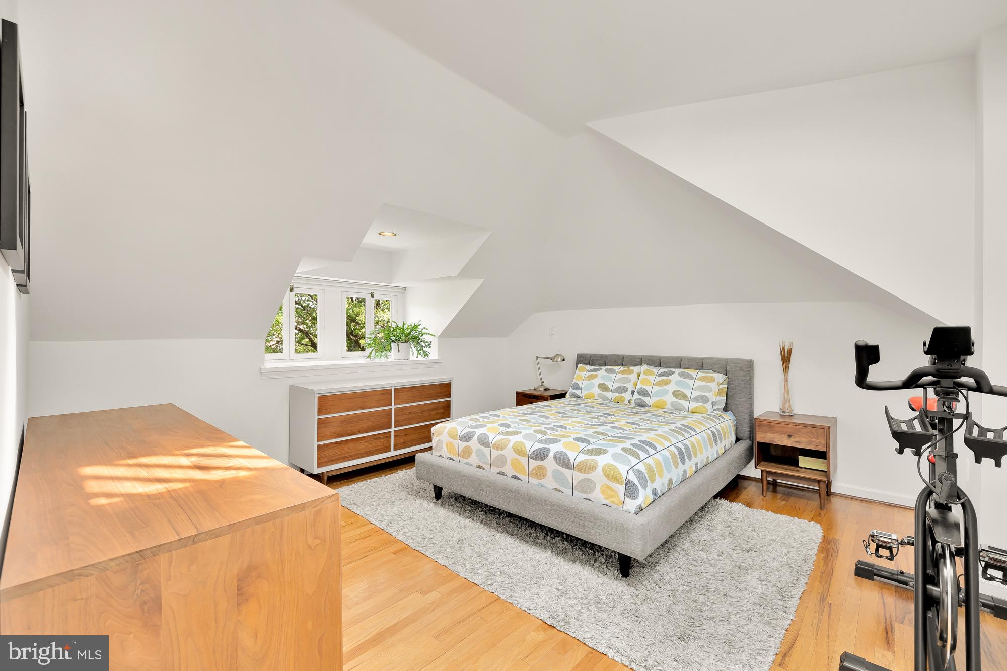 1826 Biltmore St NW #4