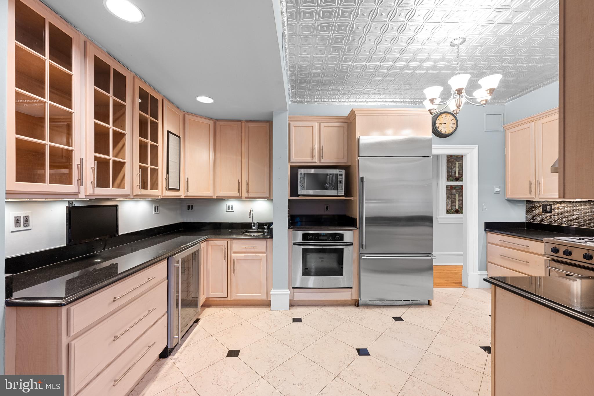 2139 Wyoming Ave NW #11