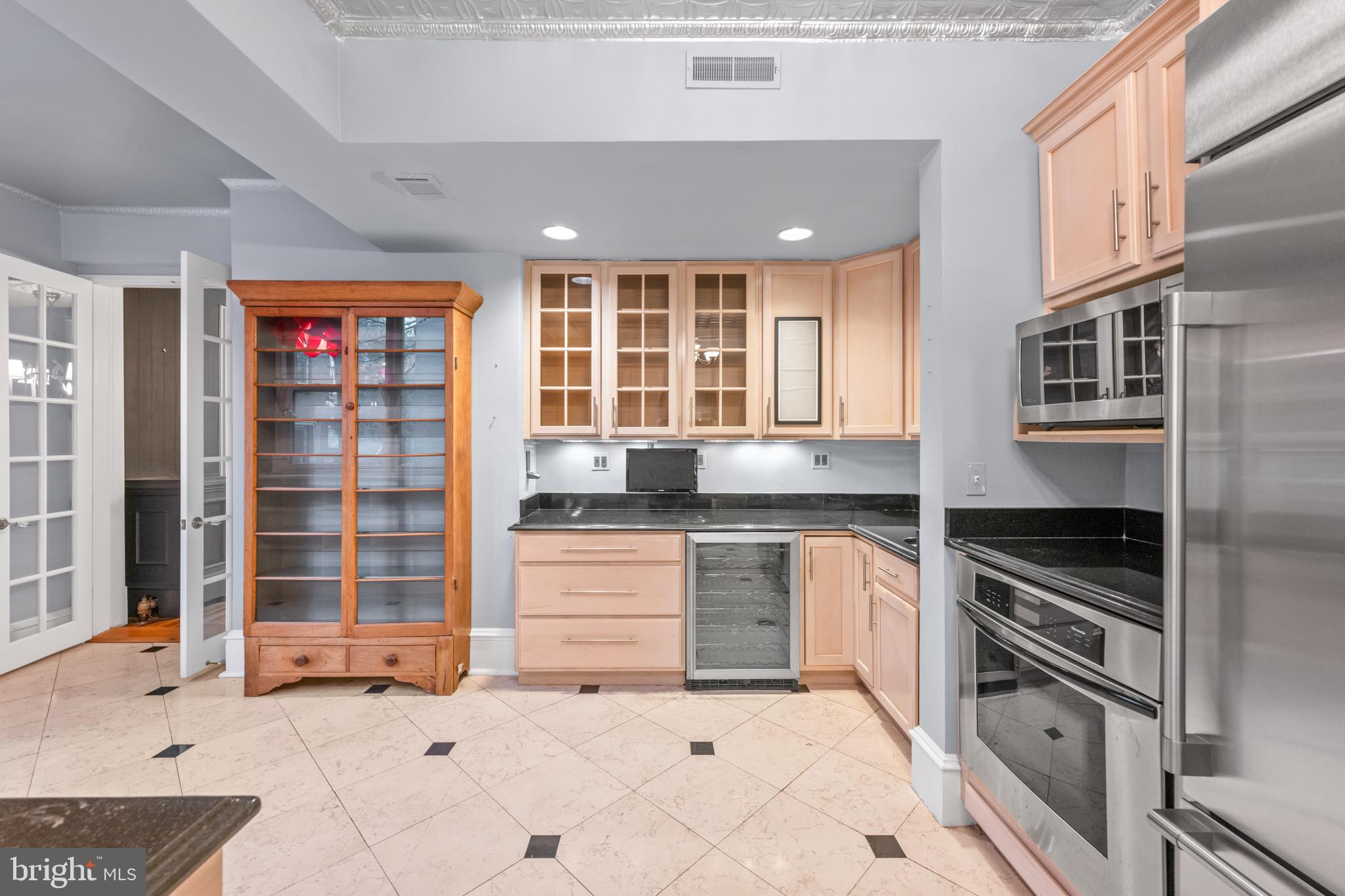 2139 Wyoming Ave NW #11