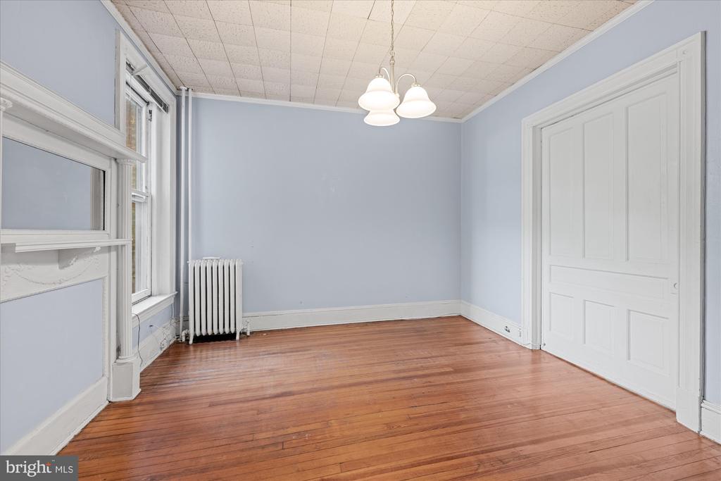 14 10th St NE