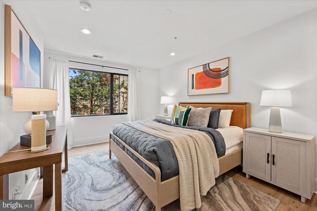 1425 Euclid St NW #10